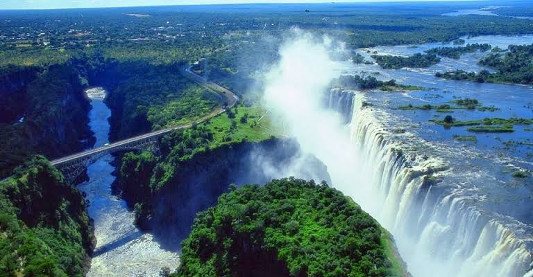 zambia-safari-guide-2026-south-luangwa-victoria-falls-costs--best-itineraries
