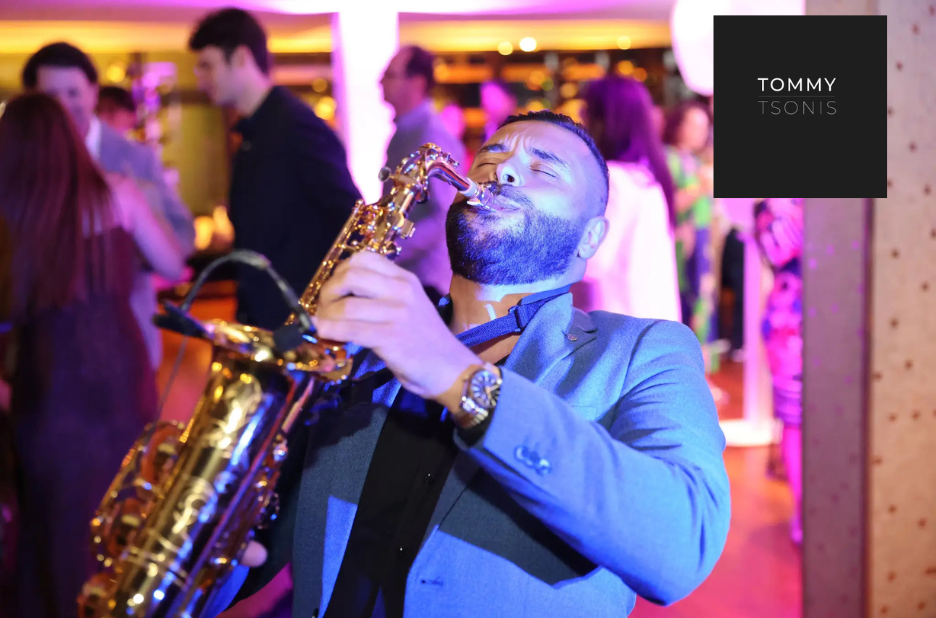 Wedding Saxophonist Sydney: Create a Memorable Day