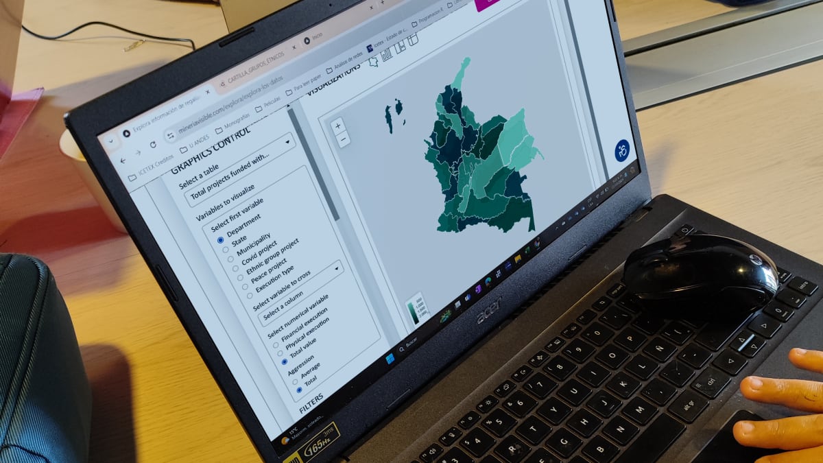 Open data portal with Colombia's map displayed on a computer