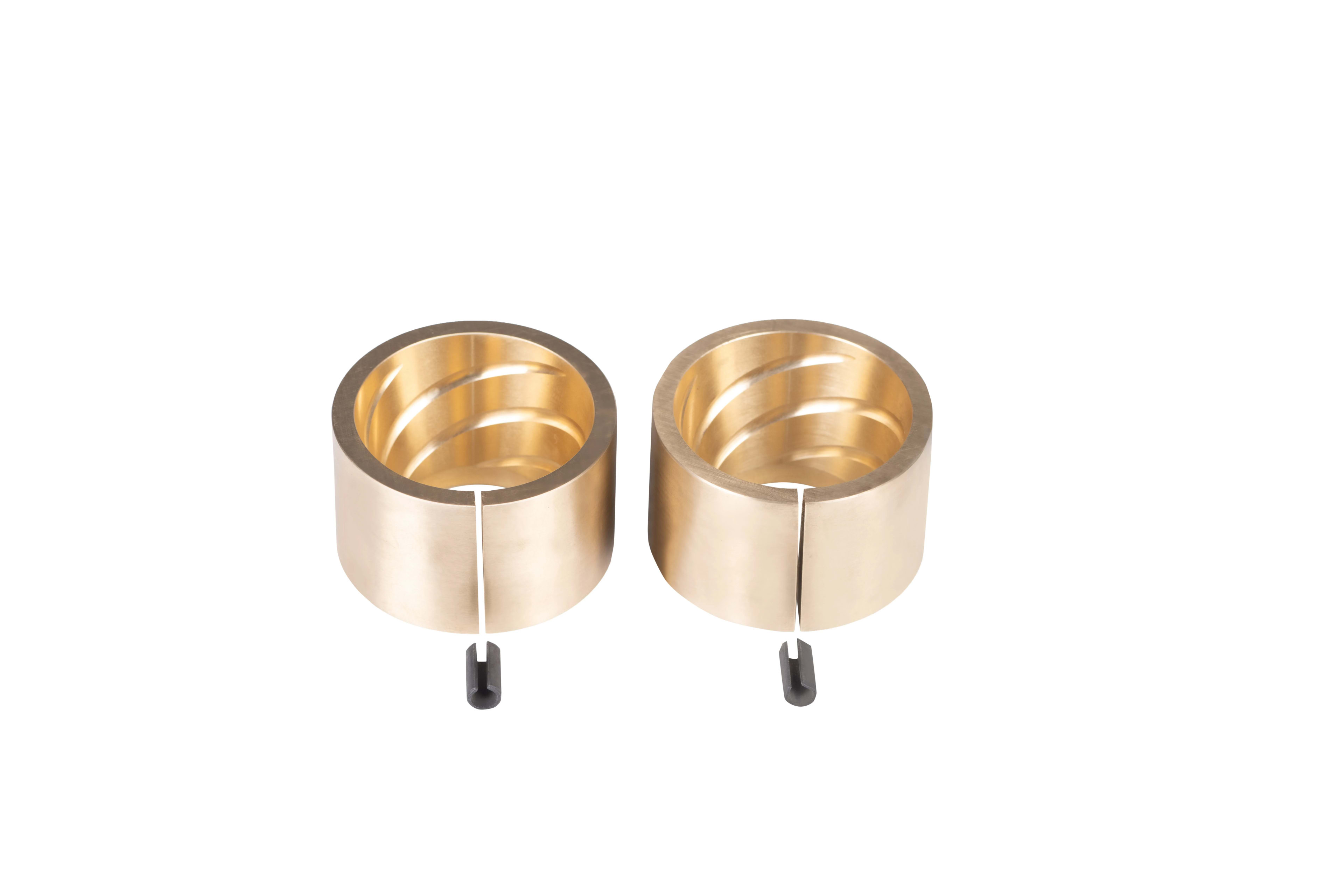 DANA 60 HEAVY DUTY UPPER KINGPIN BRONZE BUSHINGS