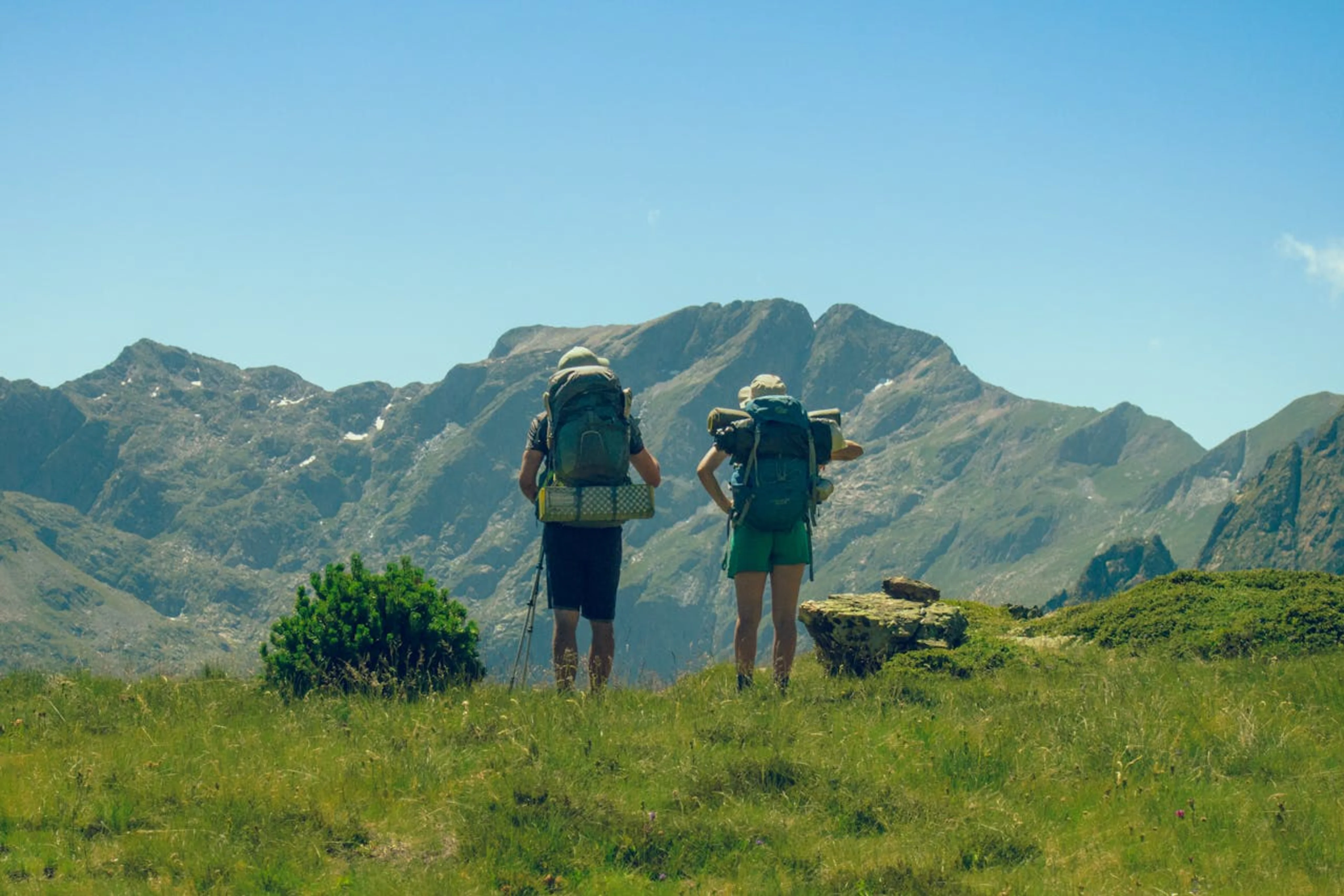 How to Keep Healthy While Travelling: Advice on Preserving Your Wellness and Health on the Road
