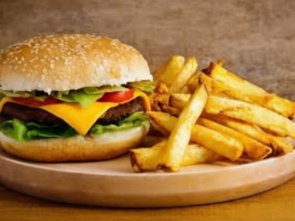 Bolsa de Estudos Black & Positively Golden