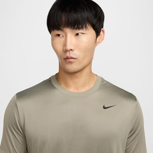 Vue 4 de Nike Drifit Legend Fitnesstshirt