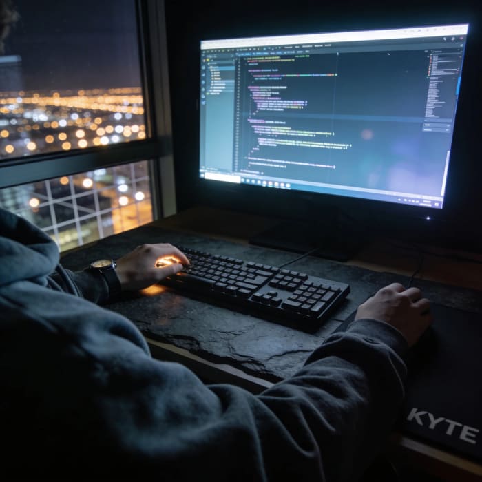 KYTE — late-night work session
