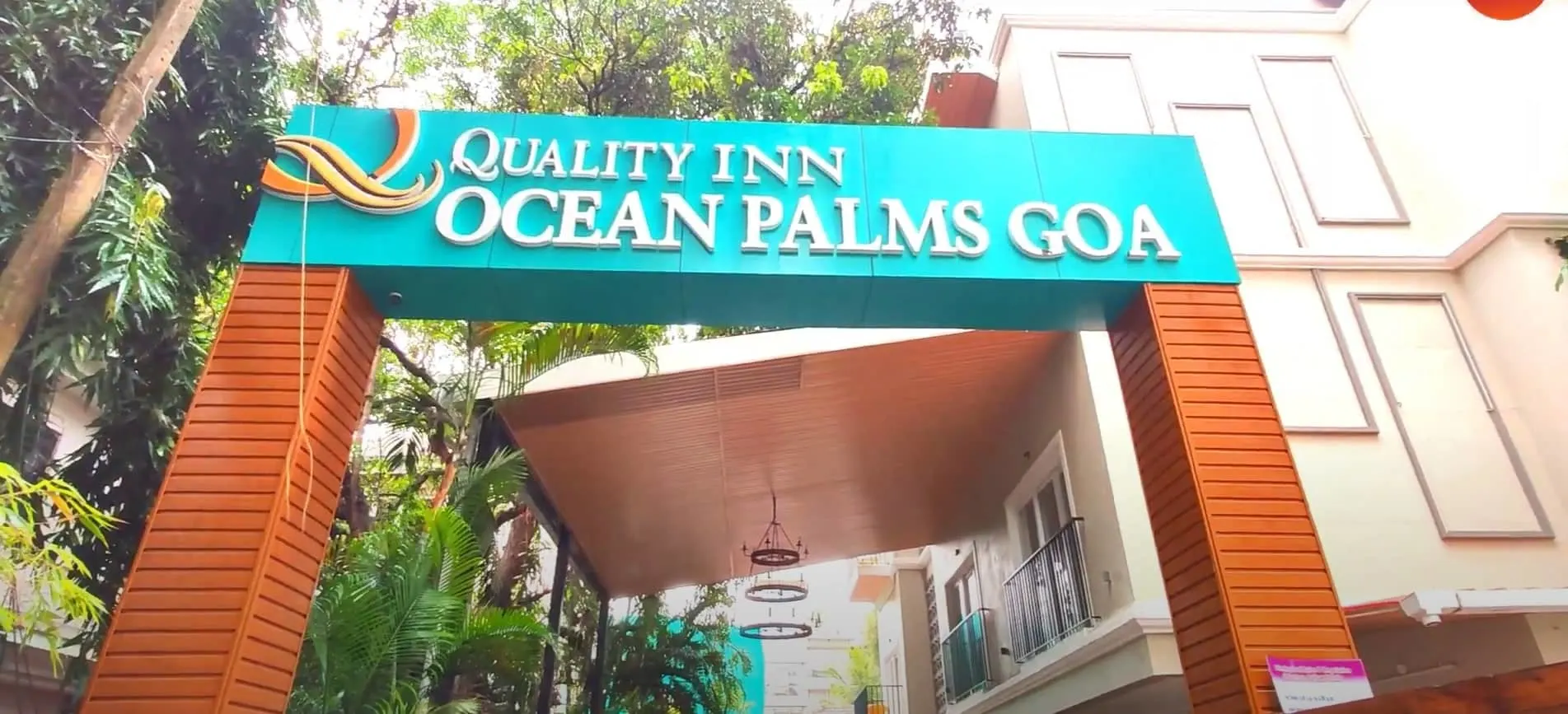 Ocean Palms Lounge Bar