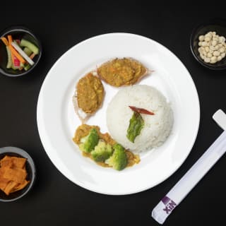Singapore Chilli Crab — signature dish at Xin by MindEscapes®