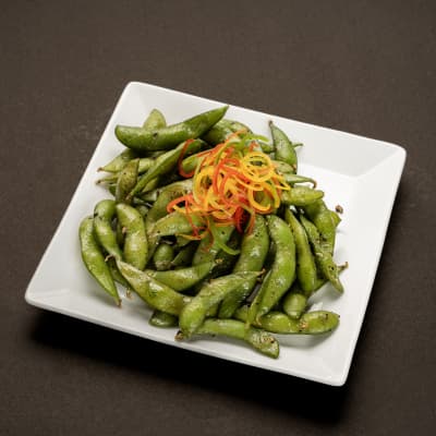 Xin Edamame — young Japanese soybeans steamed and salted, served in the pod as a Pan-Asian starter