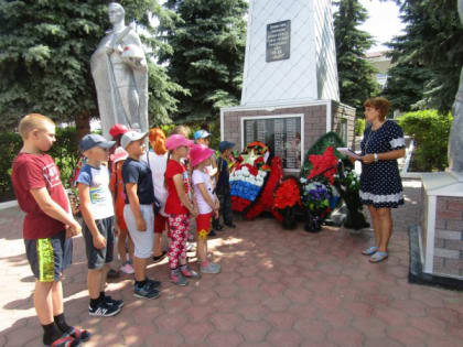 Выездная экскурсия к памятникам и обелискам села «Поклонись подвигу солдата»