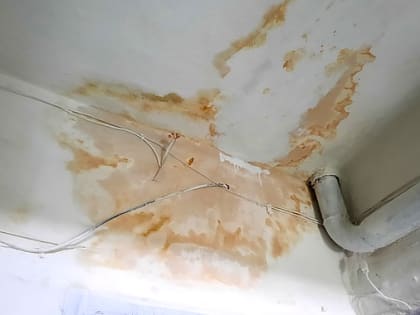 Жители дома №68 по улице Чапаева совсем не радуются приходу весны