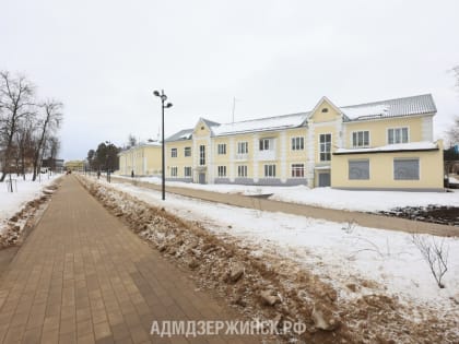 Коммунальные службы Дзержинска устраняют последствия гололеда