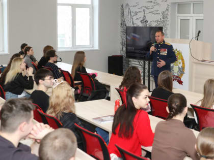 Спикер Гордумы Чинцов провел урок мужества в Нижегородском институте управления