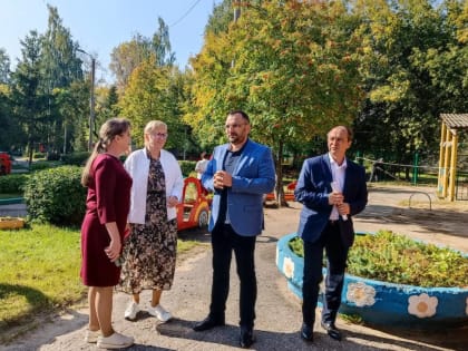 Веранды обновляют в семи детских садах Сормовского района при поддержке депутата «Единой России»