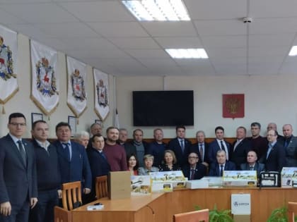 Городецкие депутаты отправили в зону СВО для бойцов комплекты с техническим оборудованием и медикаменты