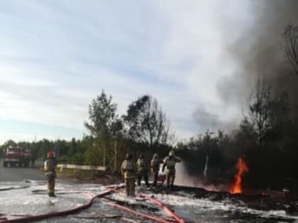 В Кстове Нижегородской области сгорел грузовик с дизельным топливом