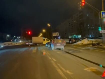 Два человека пострадали в массовом ДТП в Кстове