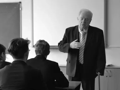 «Нет слов». Нижегородцам назвали дату прощания с заслуженным учителем РФ