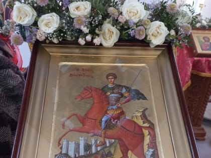 В храме в честь великомученика Димитрия Солунского Кстовского благочиния отметили престольный праздник