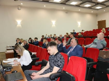 Депутаты обсудили вопрос размещения нестационарных торговых объектов в Сарове