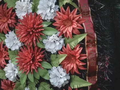 «Помним и скорбим». Нижегородцы простились с героями СВО