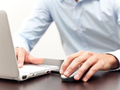 Решение о государственной регистрации юридического лица может обжаловать любое заинтересованное лицо