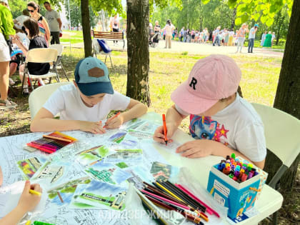 Праздничные площадки работали во всех парках Дзержинска в День города