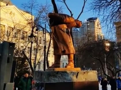 Никитин: Украина оскорбила память Валерия Чкалова, снеся его памятник в Киеве