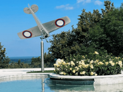 Новый фонтан открылся в сквере Нестерова на Верхневолжской набережной