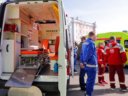 74 новых автомобиля пополнили автопарк службы скорой медицинской помощи Нижегородской области