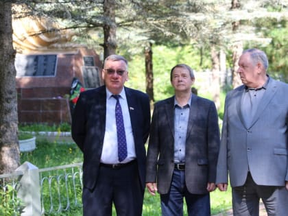 Депутаты предложили привести в порядок мемориалы, установленные на городских кладбищах в память о погибших в ВОВ