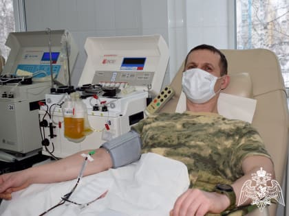 И вне службы спасают жизни: росгвардейцы в Нижнем Новгороде вновь стали донорами крови