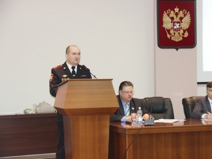 Депутаты заслушали отчет начальника полиции города Сарова