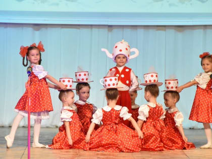 Александр Терентьев: «На сцене Дворца детского творчества зажигаются маленькие звезды».