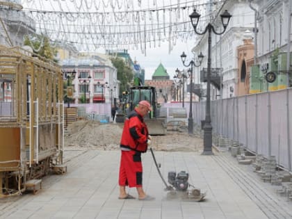 Брусчатку на Большой Покровской полностью заменят до Дня города