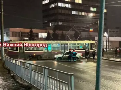 Есть раненый! ДТП с трамваем произошло в Нижнем Новгороде