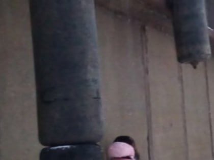 Девушка упала с 10-метровой высоты на Нижневолжской набережной