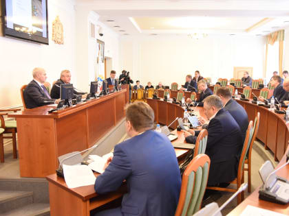 499 млн рублей направят на покупку техники для развития агропромышленного комплекса