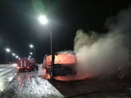 Рейсовый автобус сгорел в Чкаловском районе 15 января