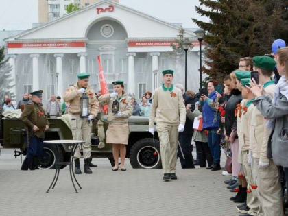 Вечный огонь появился у стелы «Воинам-железнодорожникам» по просьбам канавинцев