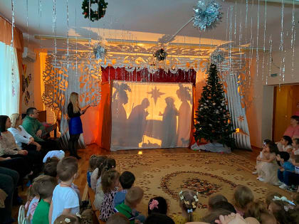 Рождественский праздник состоялся в Березовском детском саду № 35