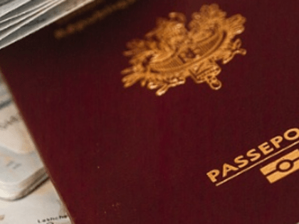 Глеб Никитин не поддержал зеркальные меры при получении виз на въезд в Россию