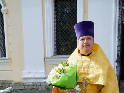 Епископ Варнава возглавил Божественную литургию в кафедральном соборе Рождества Христова в Выксе