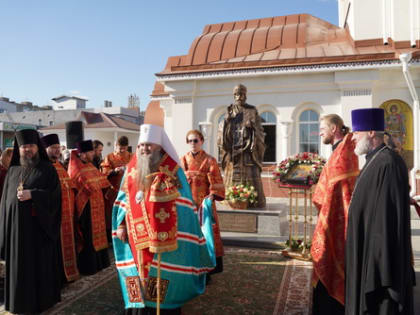 В Воскресенском благочинии Нижегородской епархии митрополит Георгий освятил памятник святителю и чудотворцу Николаю