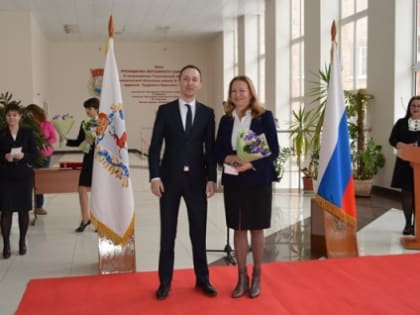 Мелик-Гусейнов наградил нижегородских медиков в преддверии 8 марта