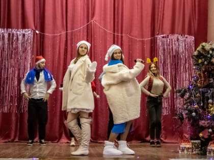 Ремейки на новогодние фильмы и сериалы сделали студенты учебных заведений Ленинского района Нижнего Новгорода