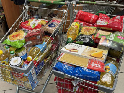 Волонтеры Арзамаса помогают нуждающимся