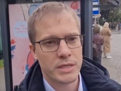 Замминистра застрял на нижегородской остановке