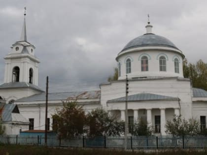 В Крестовоздвиженском храме Большого Окулова отметили престольный праздник