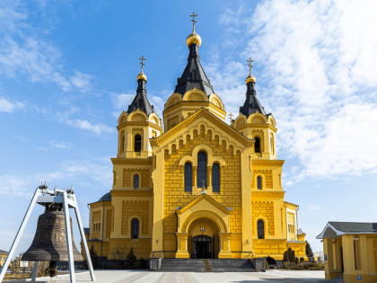 В день праздника Входа Господня в Иерусалим в Александро-Невском кафедральном соборе Нижнего Новгорода совершена Божественная литургия