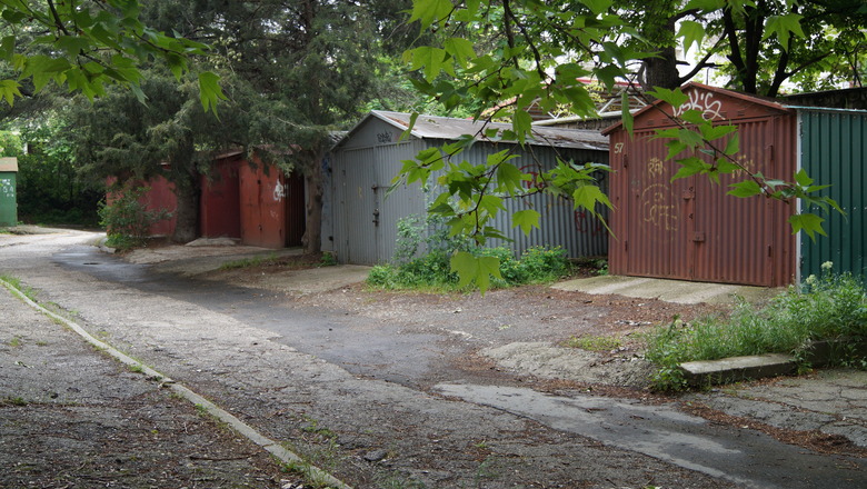 фото сормовского гаража. гаражи в сормовском районе нижнего новгорода. нижний новгород сормовский район улица ногина гаражи. гск 57 сормовский. сормовский железный гараж.