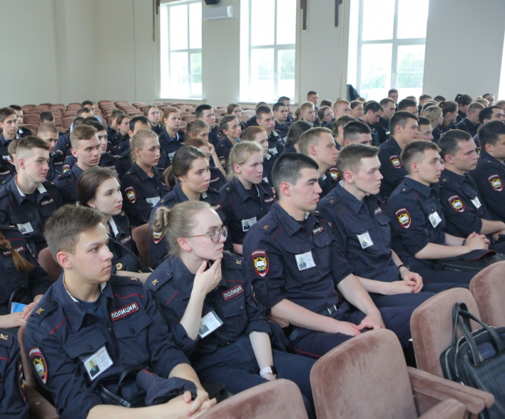 Нижегородская полиция. Академия МВД Нижний Новгород. Курсанты Академии МВД Нижний Новгород. Училище МВД Нижний Новгород. Казарма Нижегородской Академии МВД.